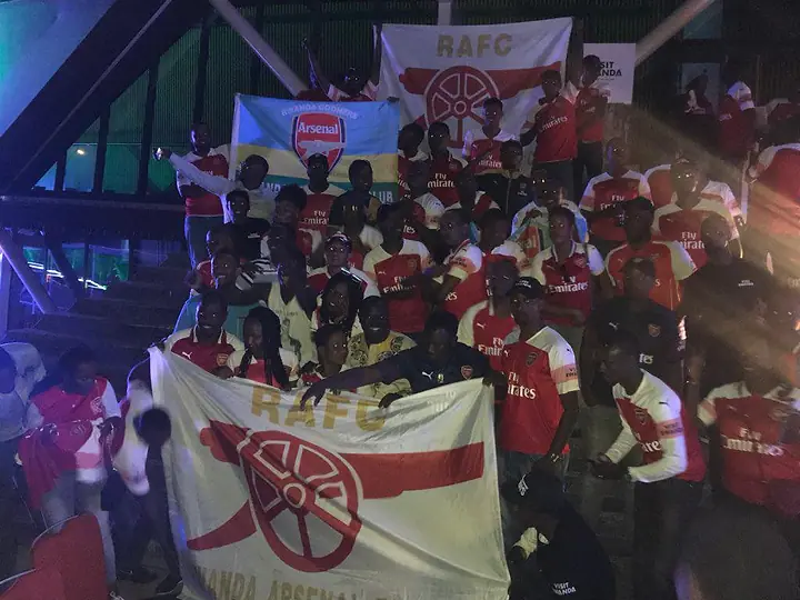 Visit Rwanda Arsenal group moment